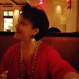 Meet your Posher, Joy